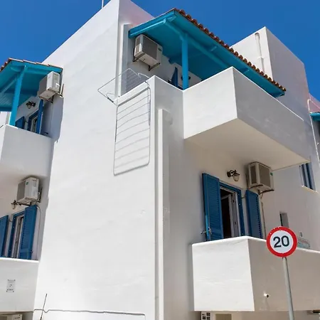 Marina Naxos Apartman *