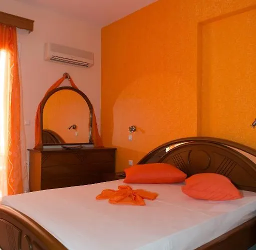 Marina Naxos Apartman *